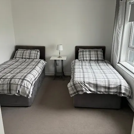 Island Rent * Cruit